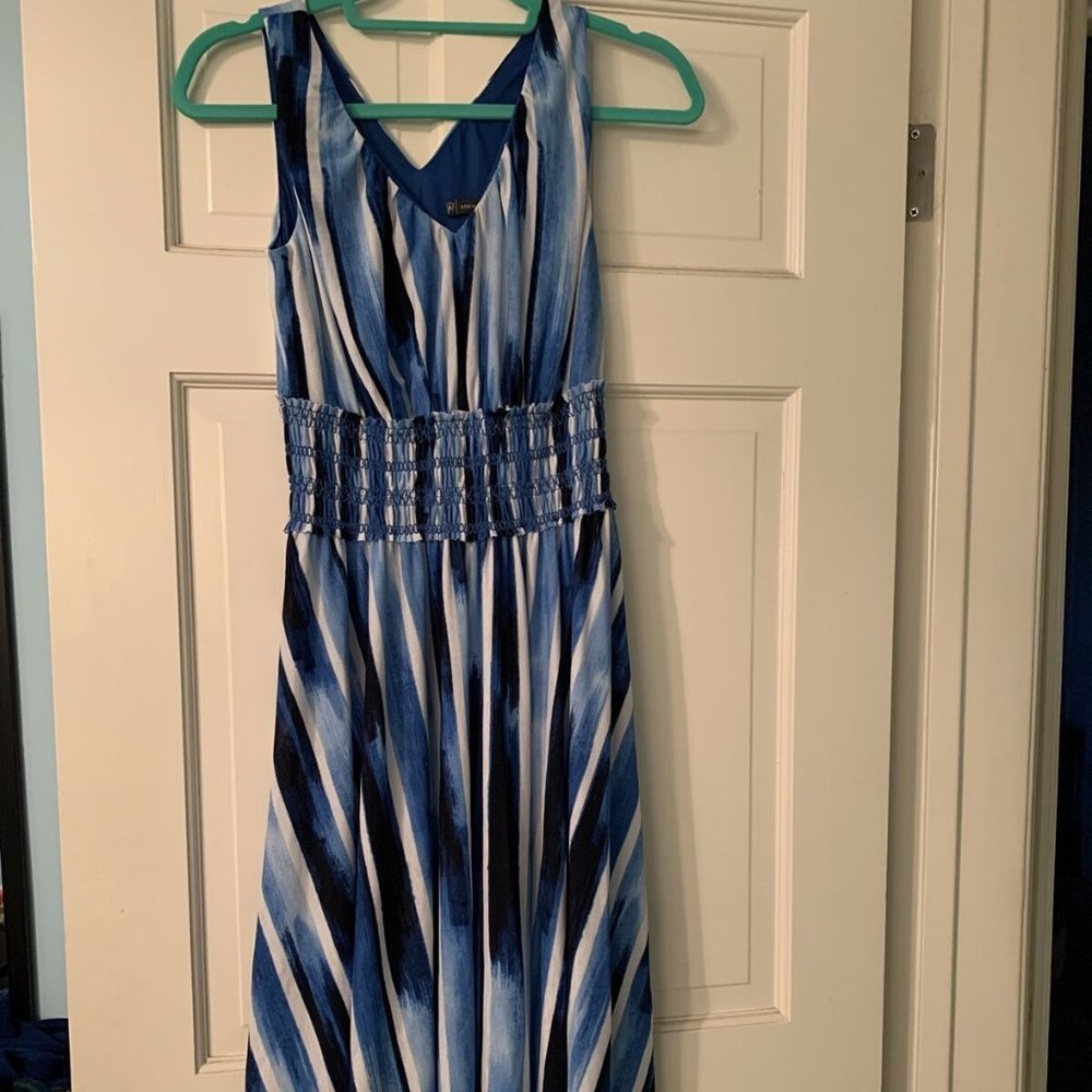NWOT Adrianna Papell Blue Dress XS Sexy Cute.